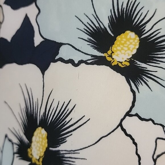 ANN TAYLOR FACTORY Blue Floral Pleated Keyhole Cap Sleeve Shell Office Top L - Picture 7 of 8